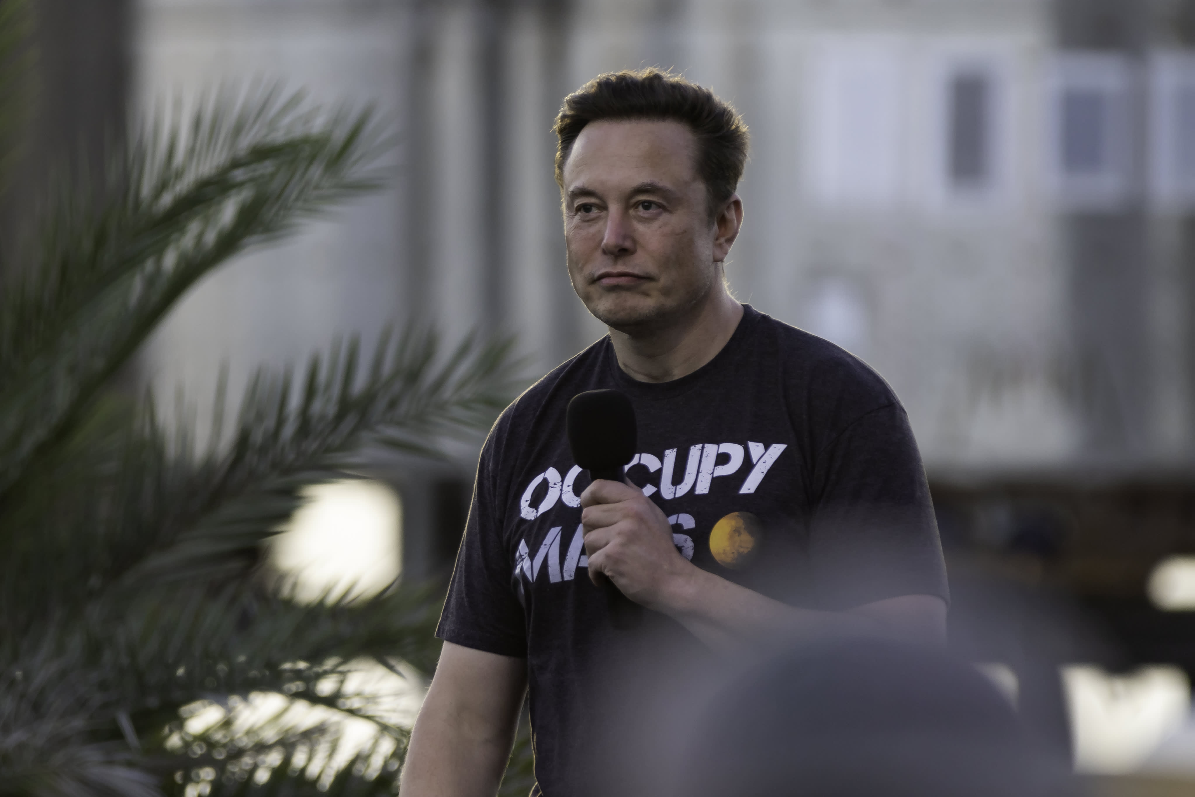 Liderlik uzmanı Jeffrey Sonnenfeld, Elon Musk'ın Twitter'ı devralmasına ağırlık veriyor